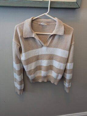 M Brit NY cropped tan/white stripe sweater collar v-neck